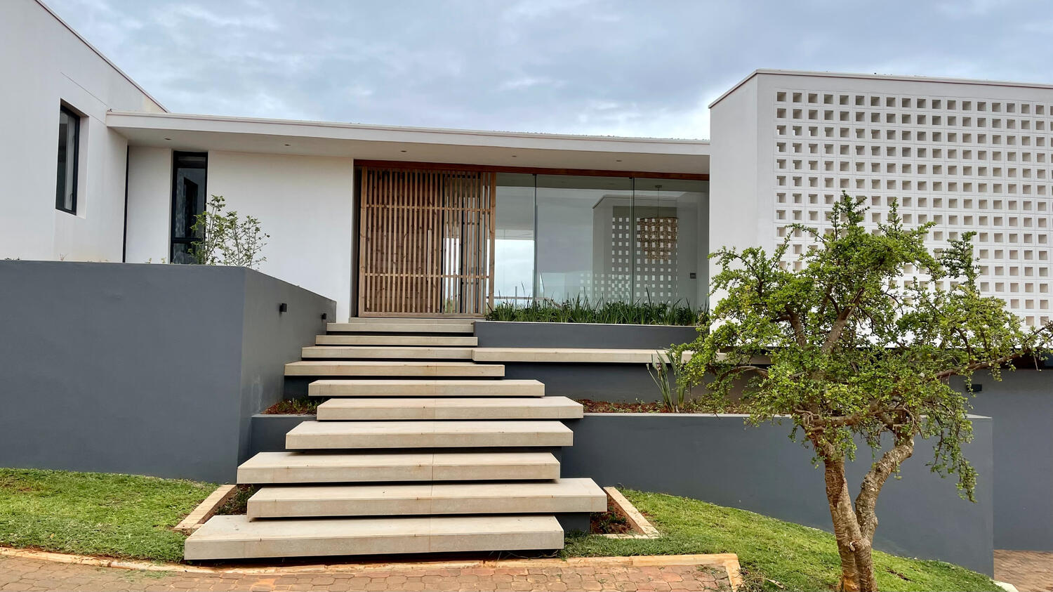 K04 Gold Coast Estate Luxury residential house building construction project at Gold Coast Estate, Sibaya, Durban by Gouveia Group, Manuel Gouveia Construction, Gouveia Construction